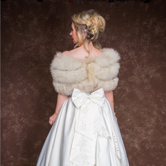 Fox fur stole - Picture 4 of 4